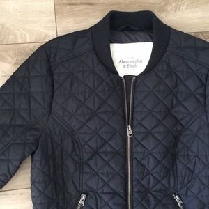 NWOT Abercrombie & Fitch quilted bomber